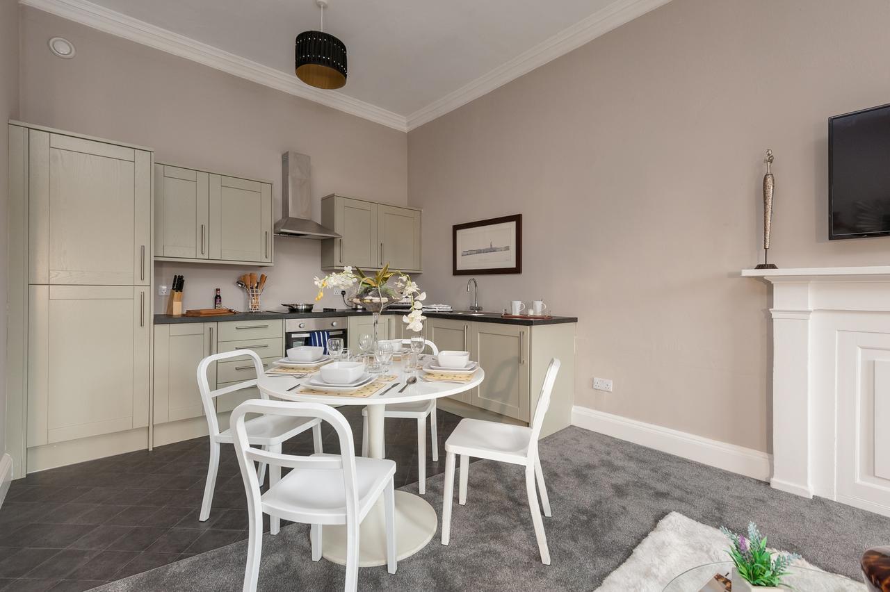 Cornerstone Apartments Edinburgh Bilik gambar